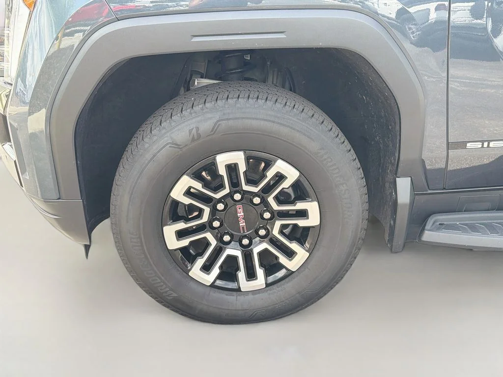 Used 2026 Ocean GMC Elevation image 35