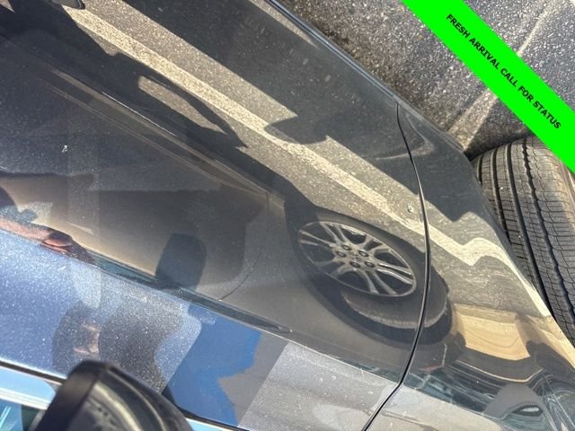 Used 2018 Steel Metallic Chrysler Touring image 13