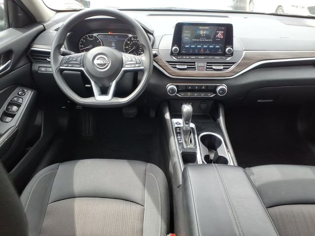 Used 2024 Black Nissan 2.5 SV image 12
