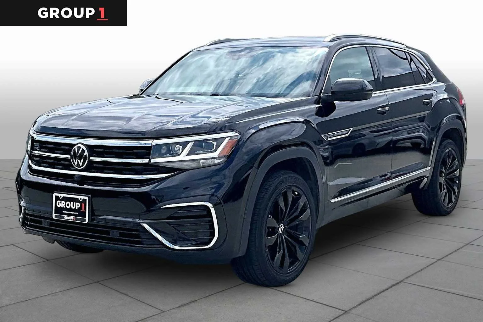 2023 Volkswagen Atlas Cross Sport 3.6L V6 SEL Premium R-Line 4MOTION's photo