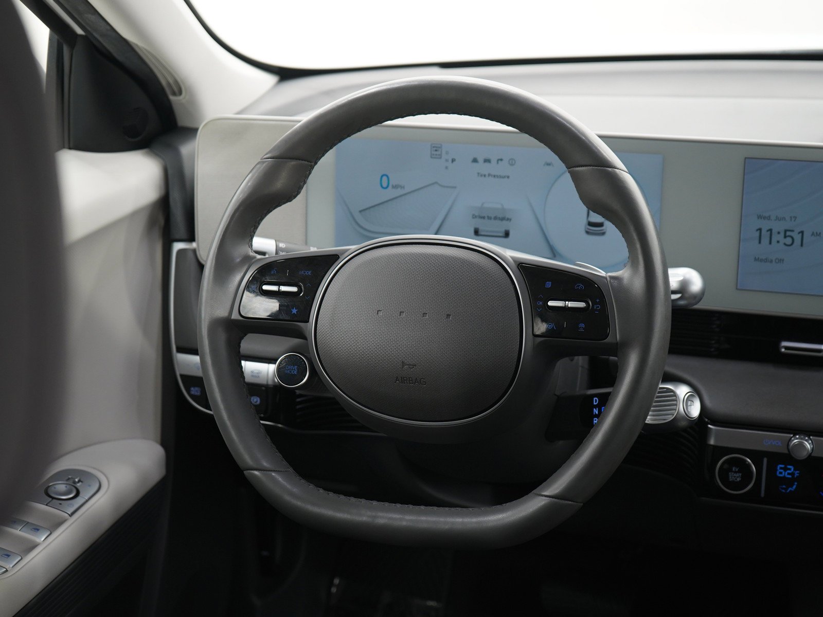 2024 Hyundai IONIQ 5 SEL - Photo 14