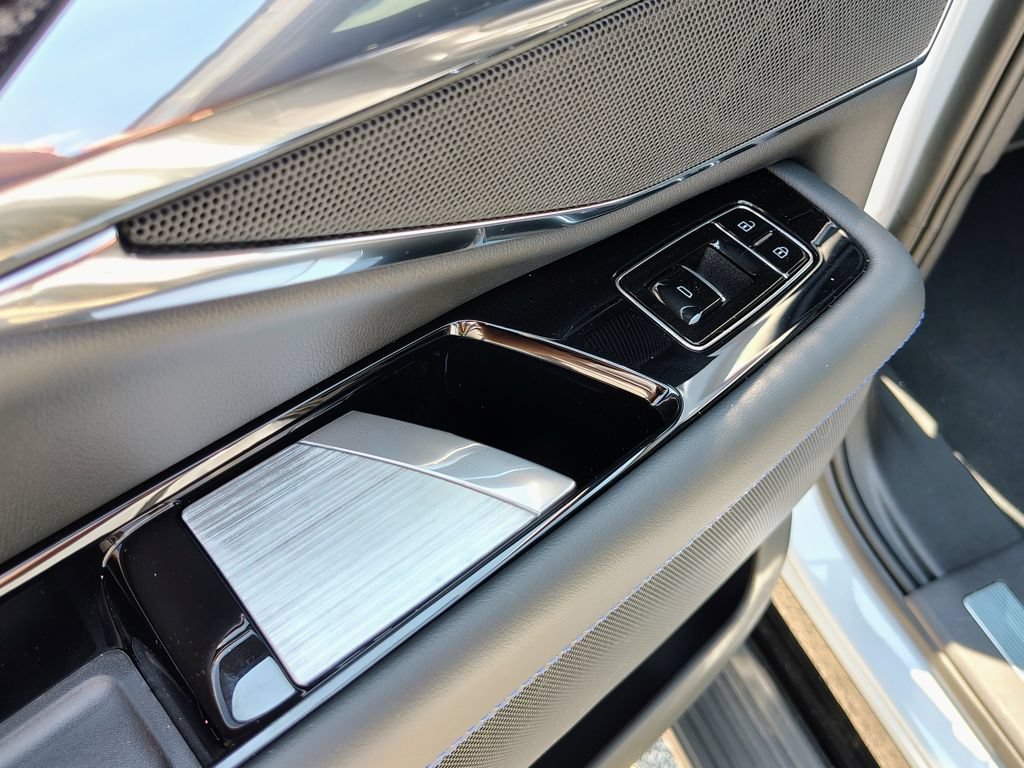 2026 Cadillac Escalade IQ Sport - Photo 36