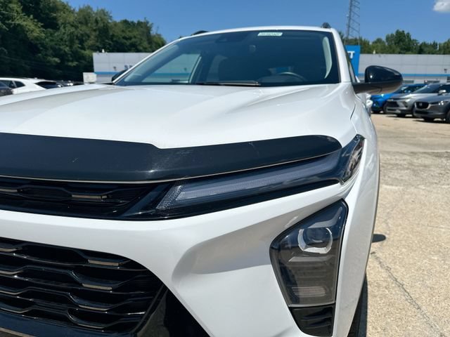 Used 2024 Summit White Chevrolet ACTIV image 48