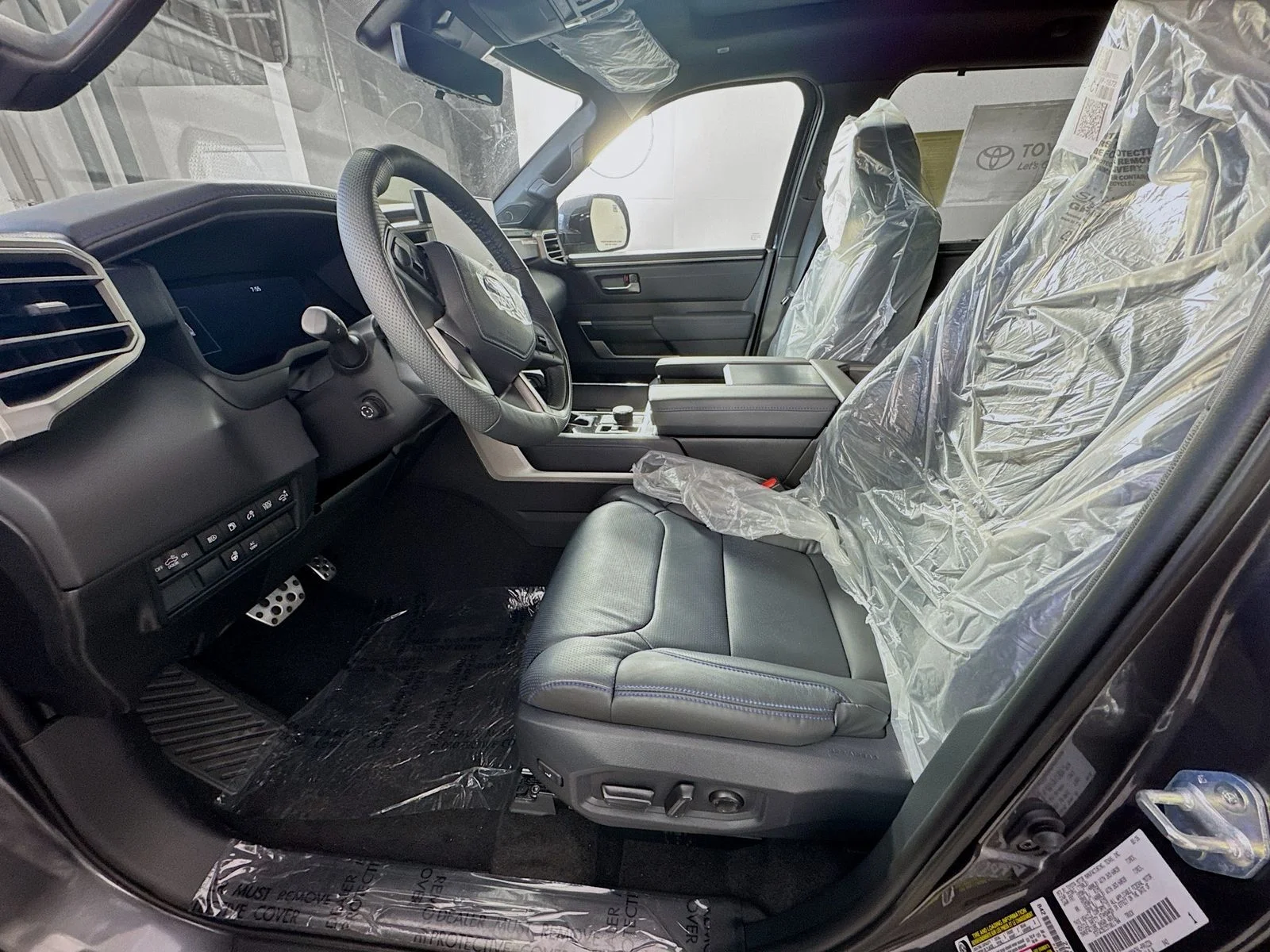 2026 Toyota Tundra Platinum - Photo 10