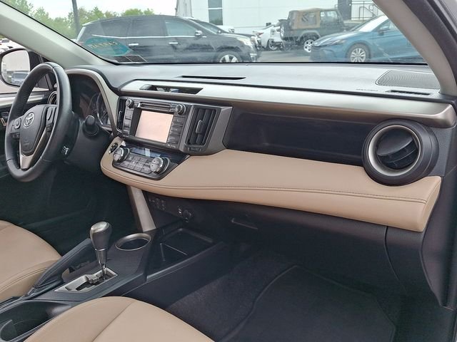 Used 2013 White Toyota Limited image 33