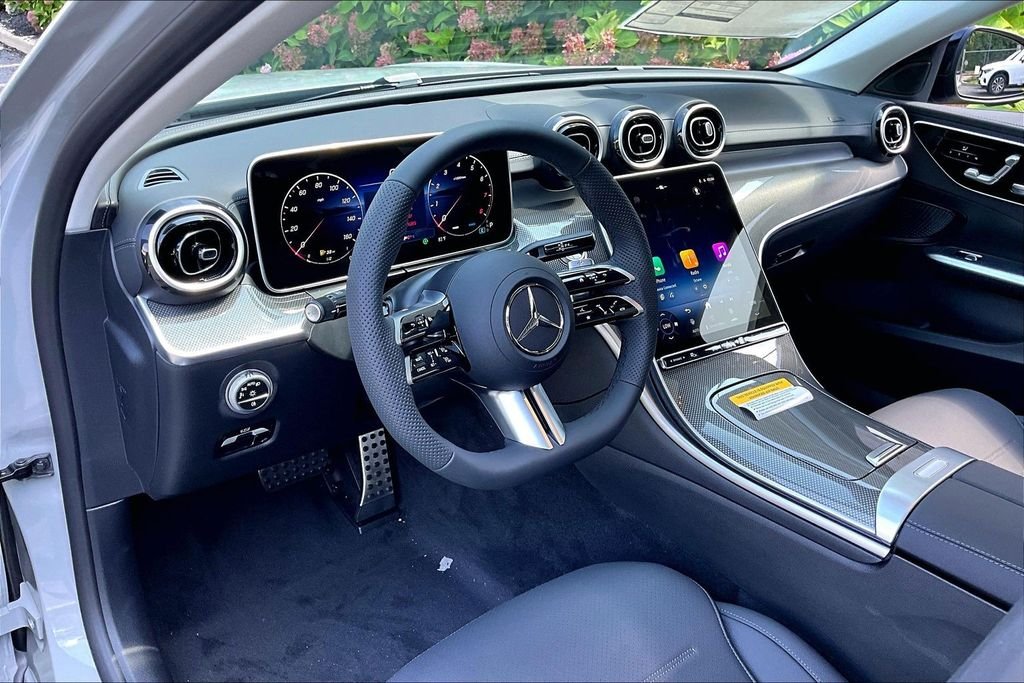 New 2026 MANUFAKTUR Alpine Grey Mercedes-Benz C 300 image 6