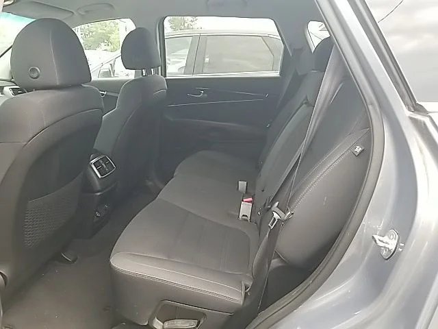 Used 2019 Silver Kia LX image 22