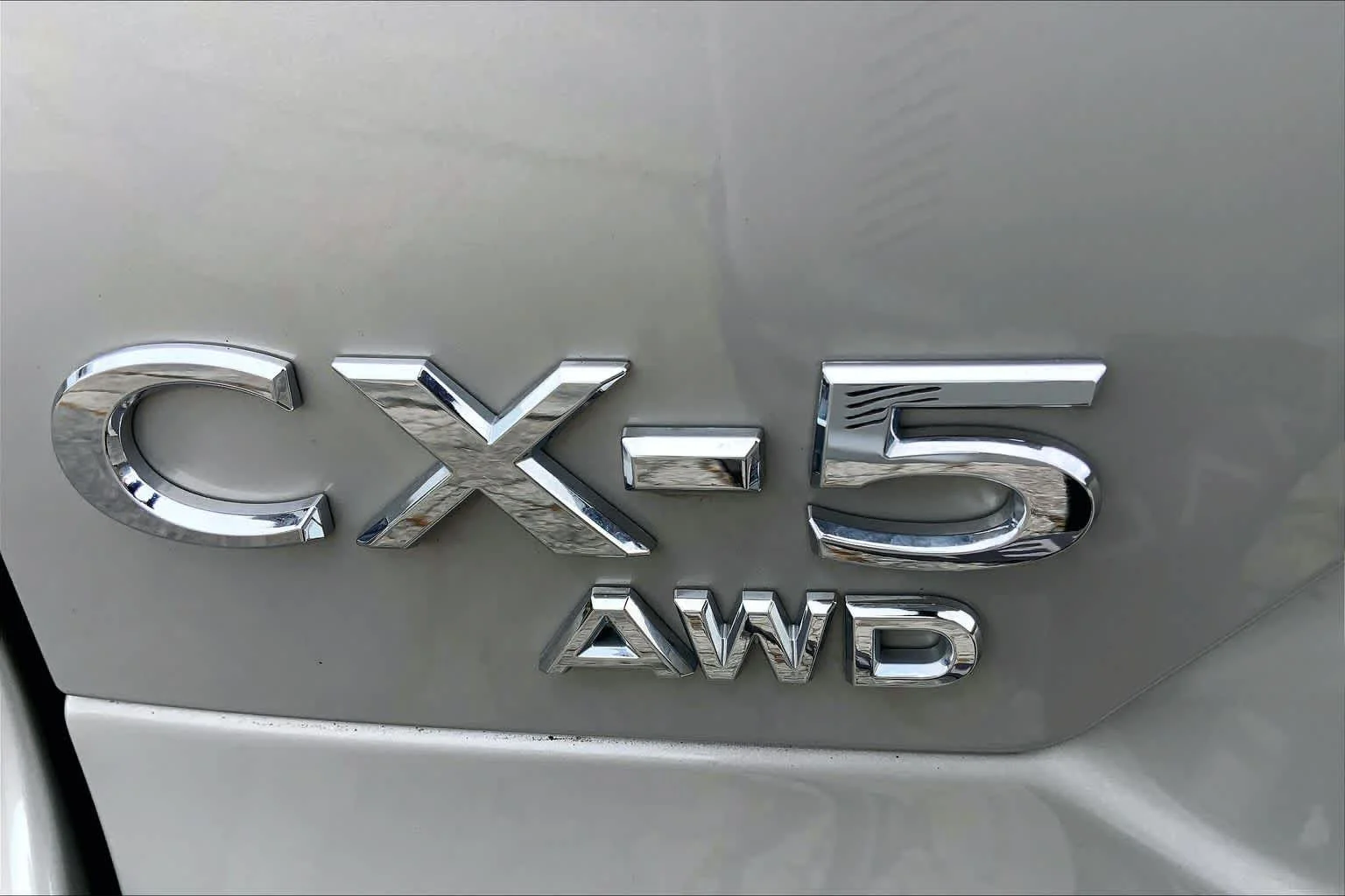 Certified Used 2025 Platinum Quartz Metallic Mazda 2.5 S Preferred Package image 10