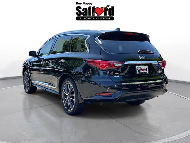 Used 2019 Black INFINITI LUXE image 6