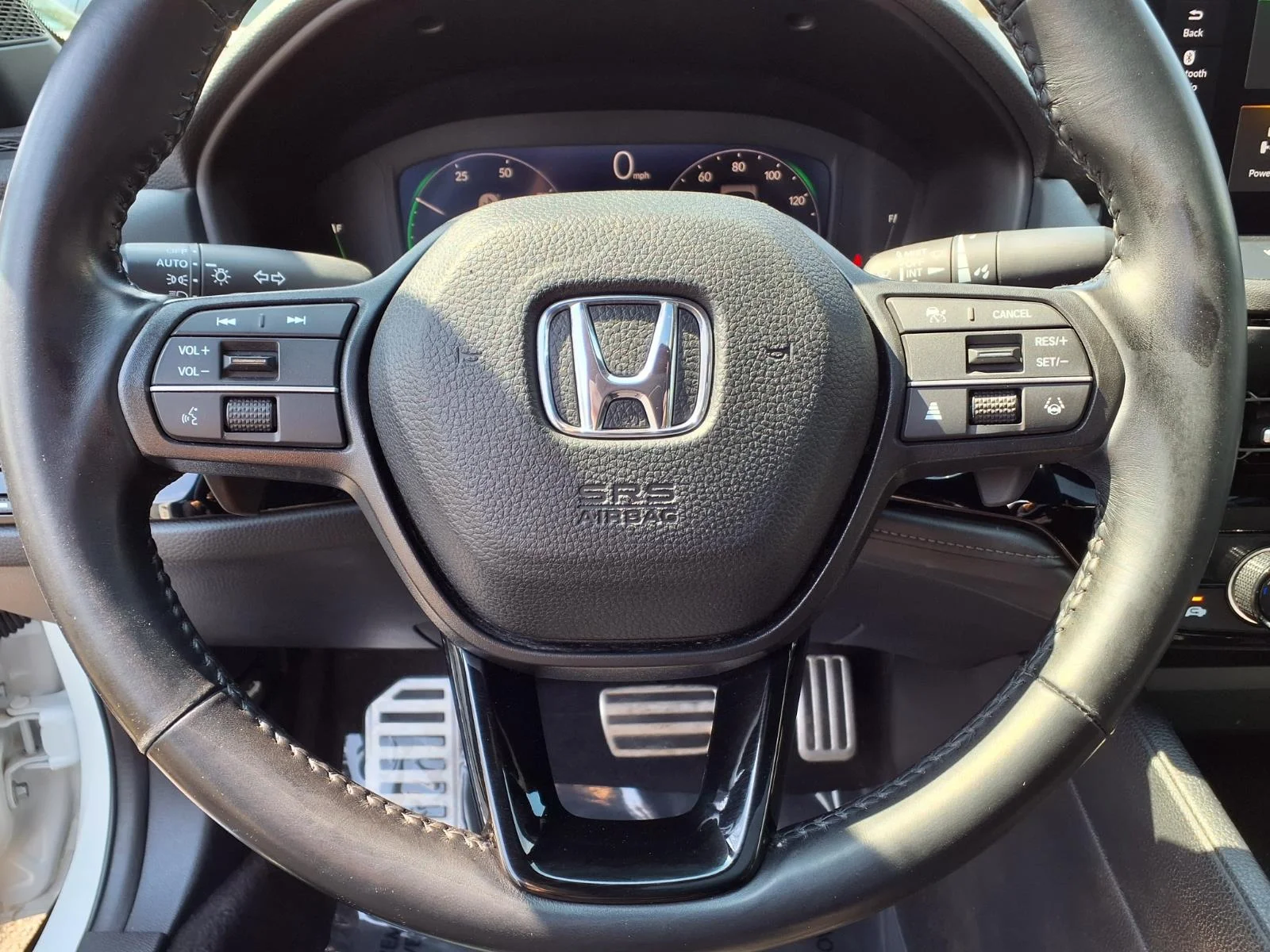 Used 2023 Platinum White Pearl (wx) Honda Sport image 11