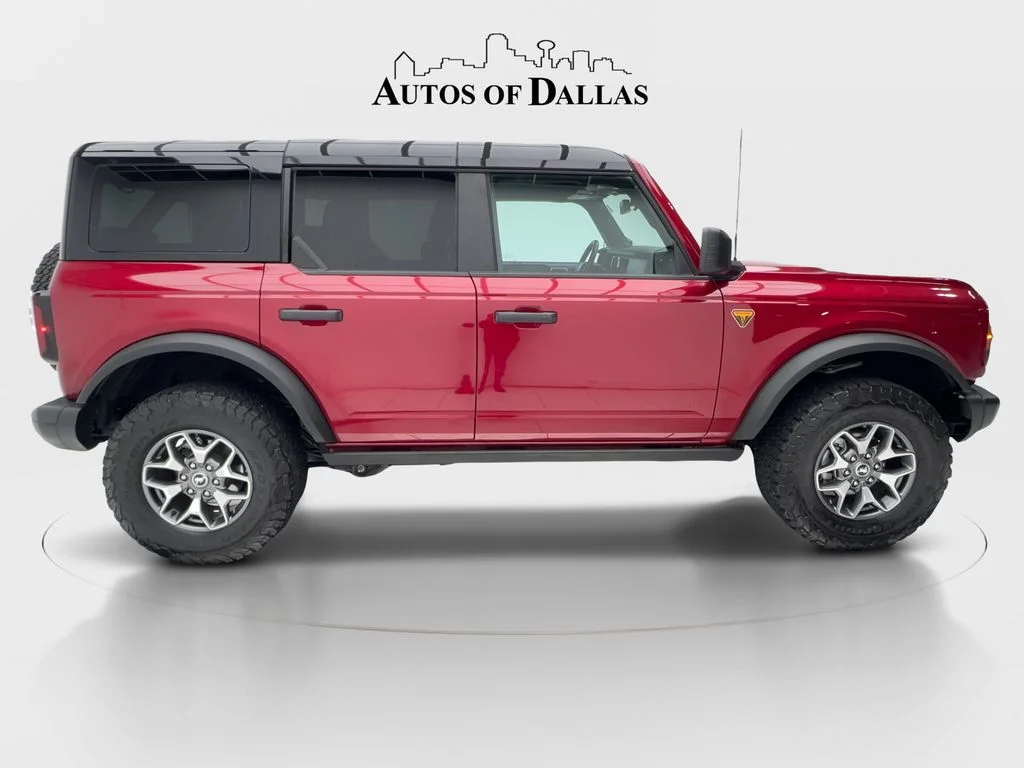 Used 2025 Red Ford Badlands image 10