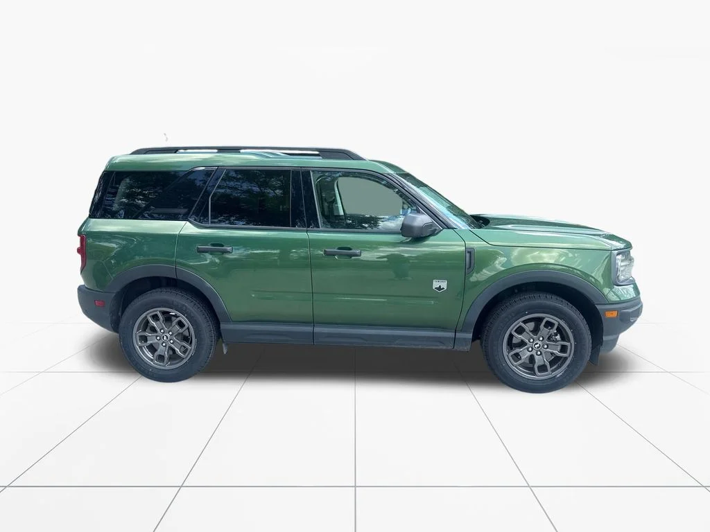 Used 2023 Green Metallic Ford Big Bend image 9