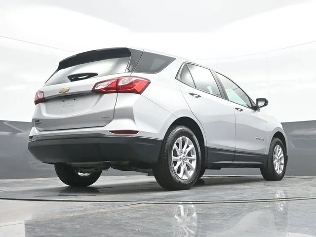 Used 2020 Silver Chevrolet LS image 26
