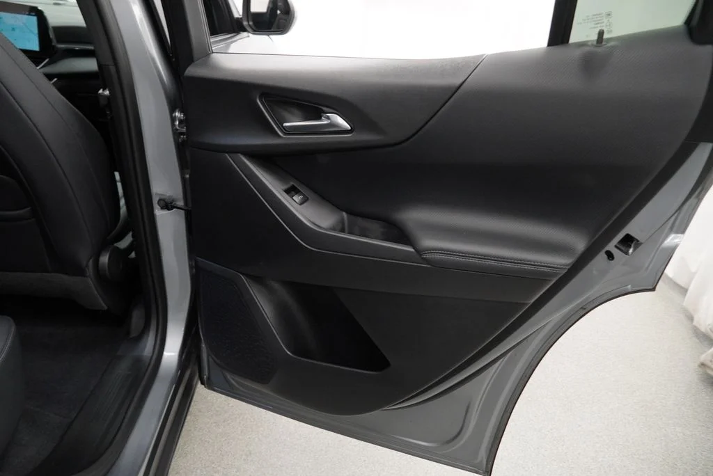 Used 2026 Gray Chevrolet LT image 39