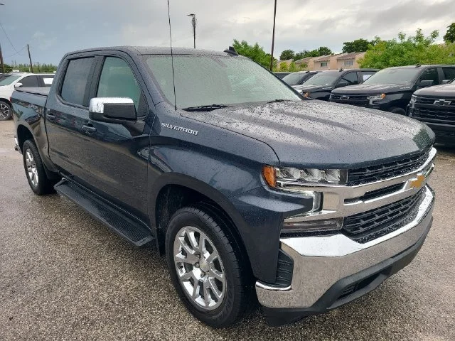 Used 2021 SHADOW GRAY METALLIC Chevrolet LT image 7