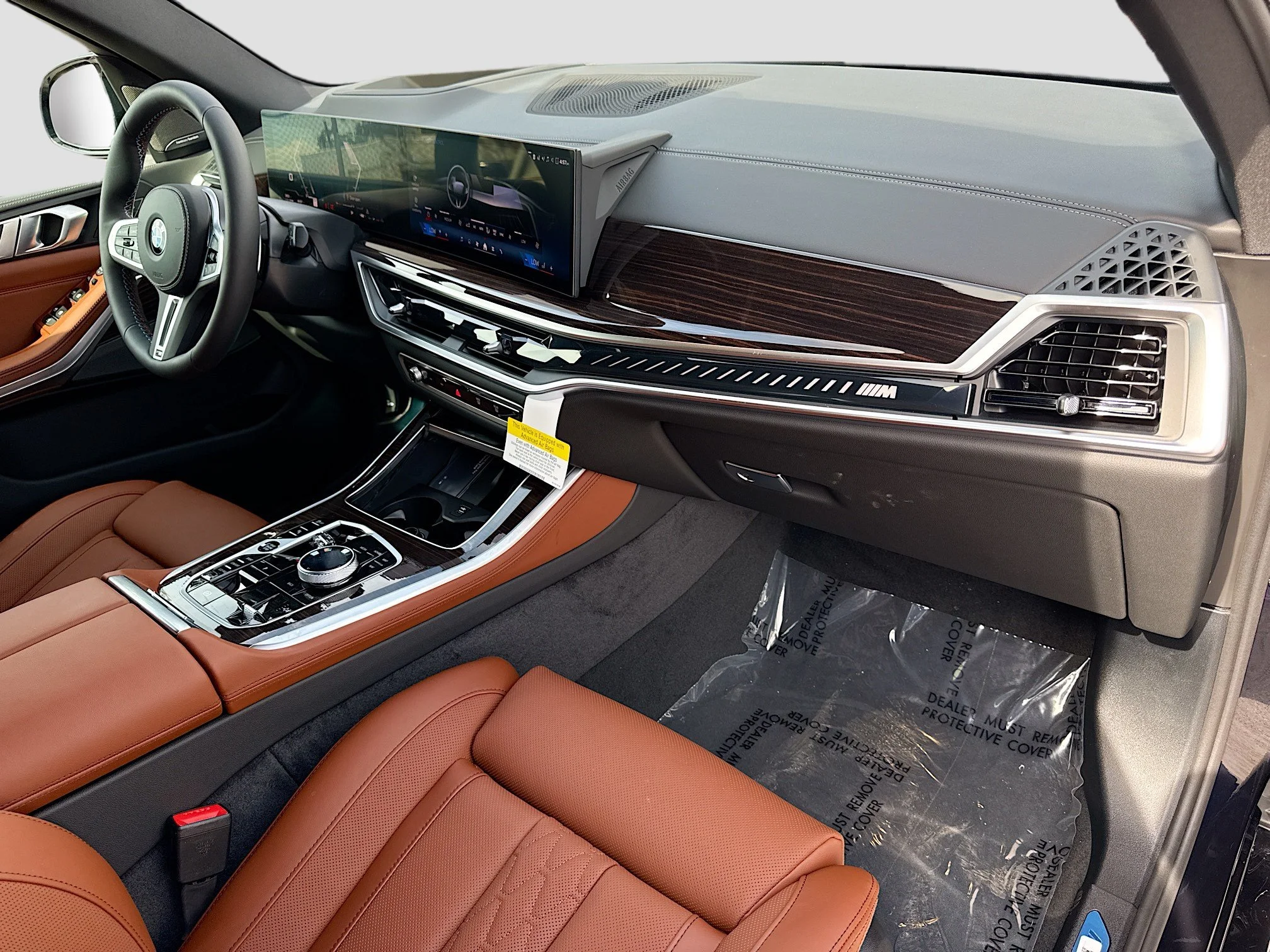 New 2026 Carbon Black Metallic BMW M60i image 14