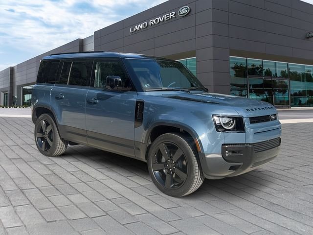 New 2026 Tasman Blue LAND ROVER S image 7