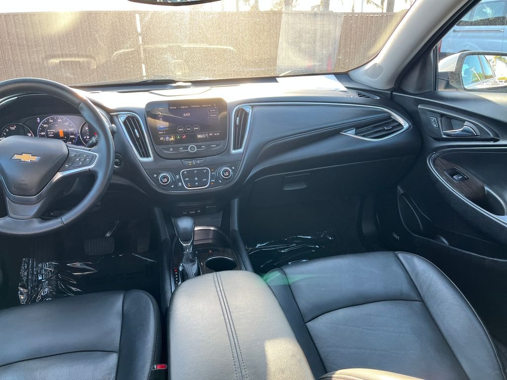 Used 2024 White Chevrolet LT image 37