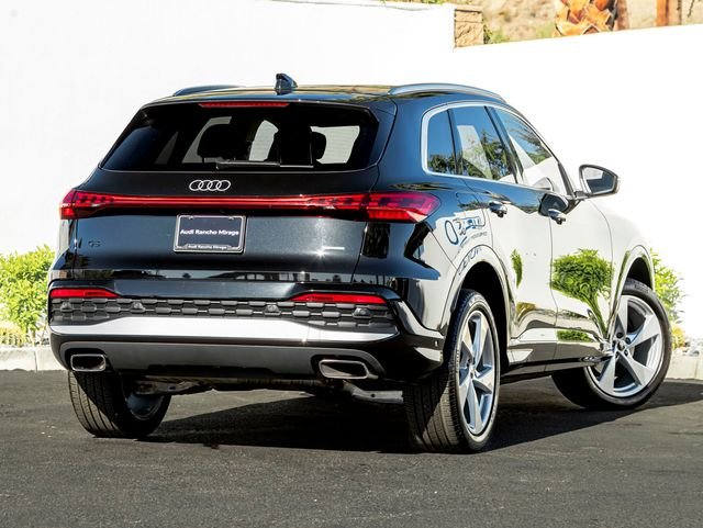 Used 2025 Mythos Black Metallic Audi 2.0T Premium Plus image 7