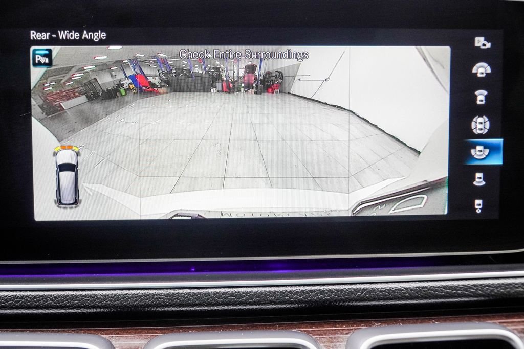 Used 2023 White Mercedes-Benz GLS 450 image 33