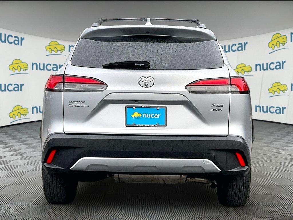 Used 2023 Silver Toyota XLE image 5