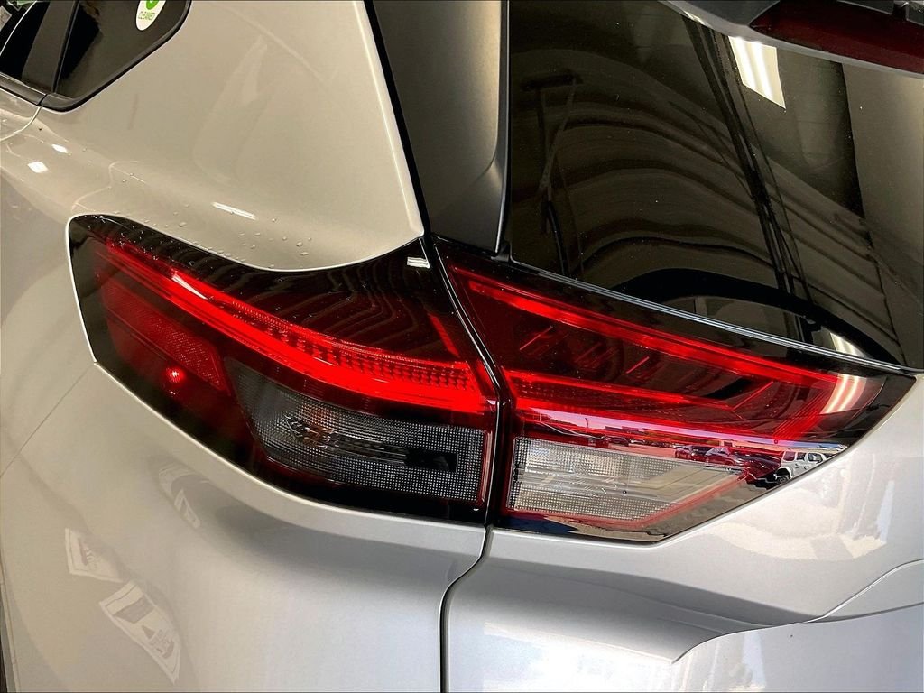 Used 2023 Silver Nissan SV image 33