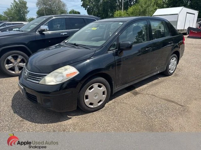 Used 2009 Black Nissan 1.8 S image 2