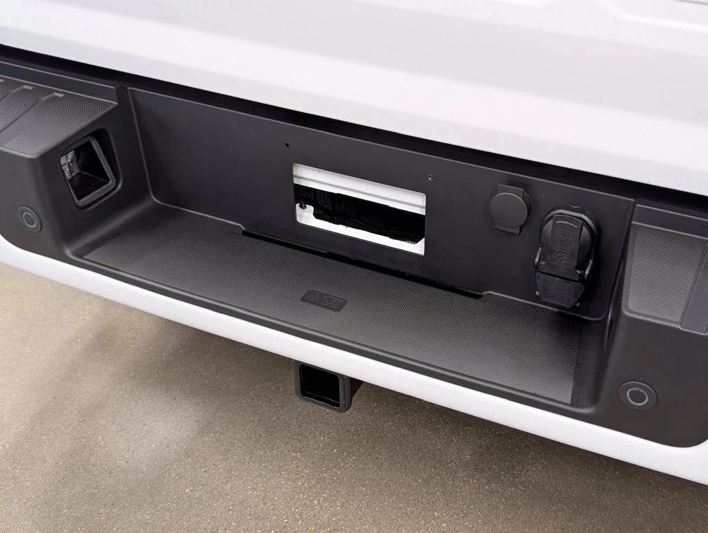 New 2026 Oxford White Ford XLT image 27