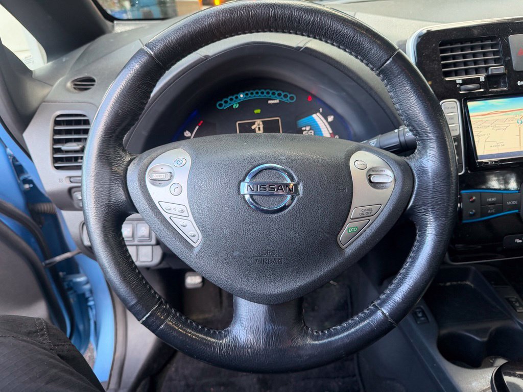 Used 2013 Blue Ocean Nissan SL image 12