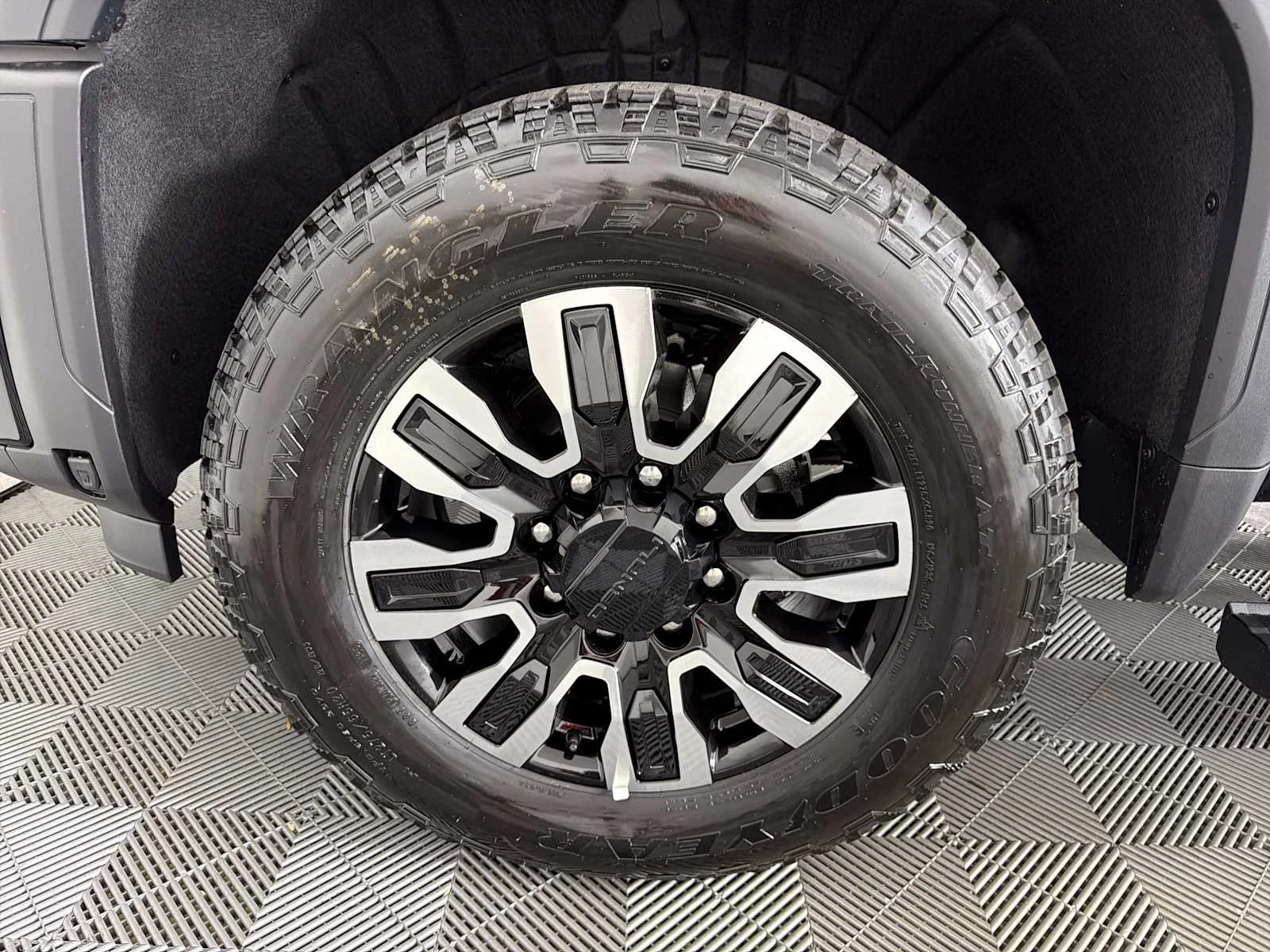 New 2026 Onyx Black GMC Denali Ultimate image 10