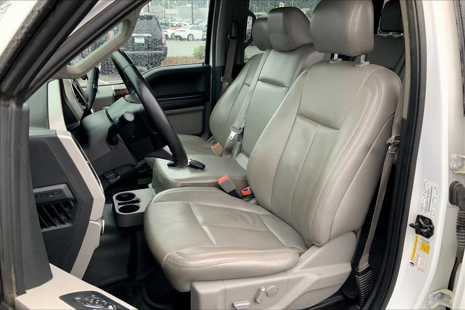 Used 2018 Oxford White Ford LARIAT image 7