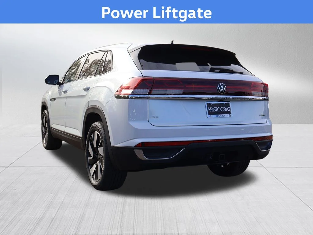 New 2026 White Volkswagen 2.0T SE w/Technology image 6