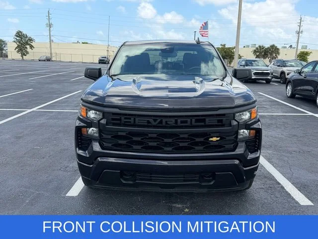 Used 2023 Gray Chevrolet Custom image 2