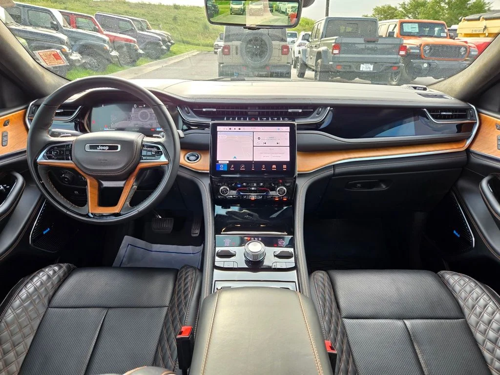 Certified Used 2022 Black Jeep Summit Reserve image 17