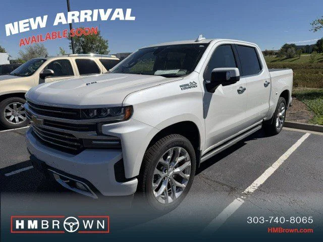 Used 2020 Pearl Chevrolet High Country image 2