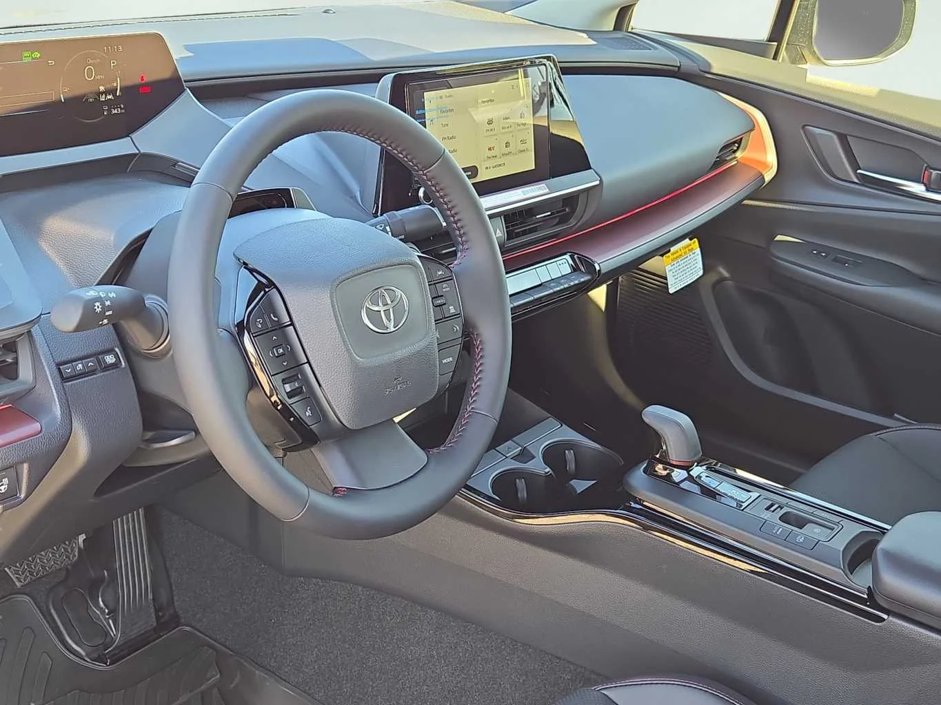 2026 Toyota Prius Plug-in Hybrid XSE - Photo 8