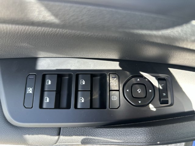 Used 2026 Blue Kia SX image 15