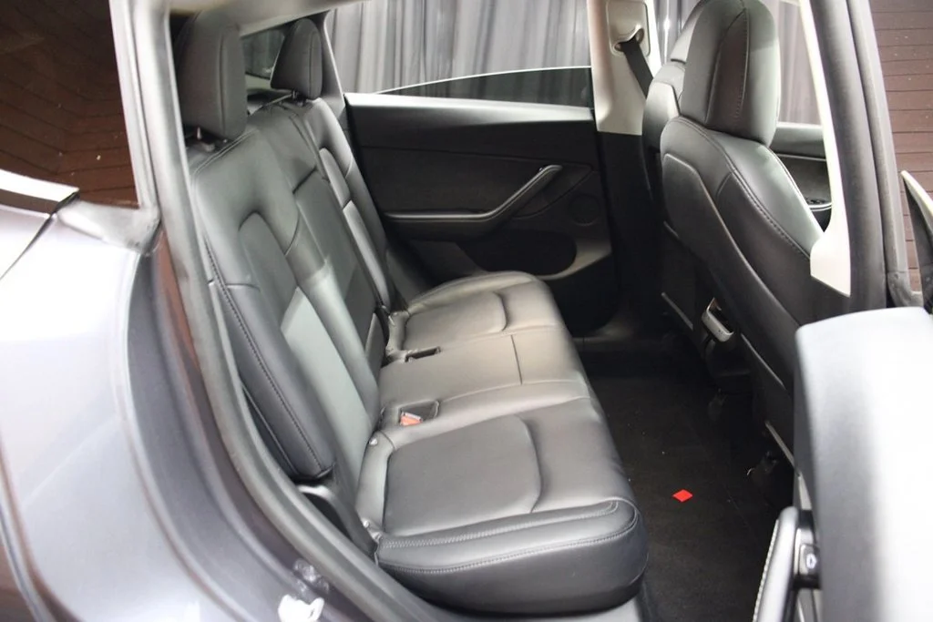 Used 2020 Solid Black Tesla Long Range image 25