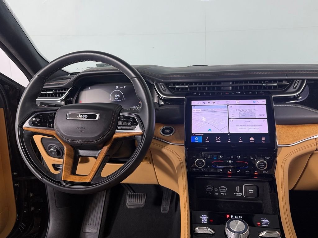 Used 2022 Black Jeep Summit Reserve image 15