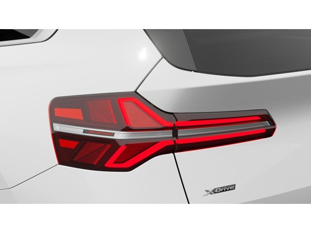 New 2026 Alpine White BMW 30 xDrive image 8