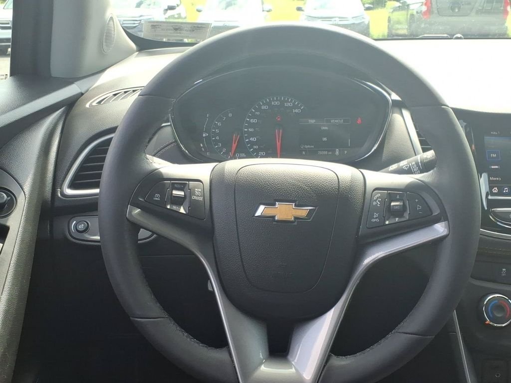 Used 2022 Red Chevrolet LT image 22