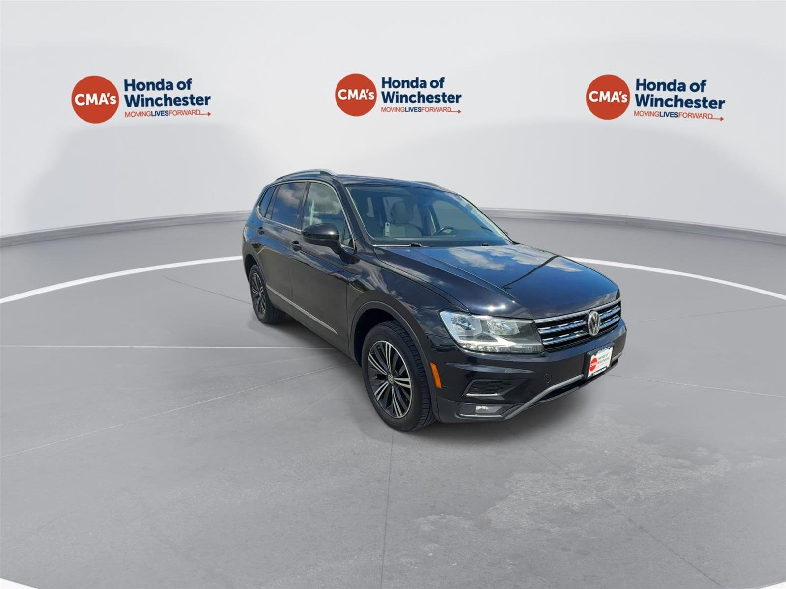 Used 2018 Volkswagen Tiguan SEL with VIN 3VV2B7AX5JM217938 for sale in Lynchburg, VA