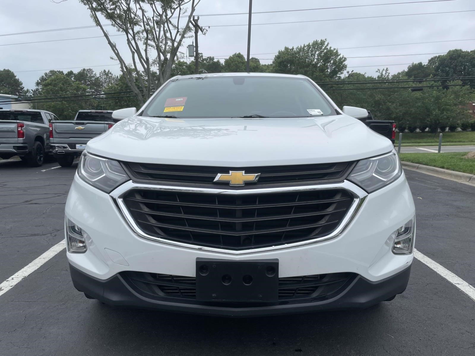 Used 2018 Summit White Chevrolet LT image 2