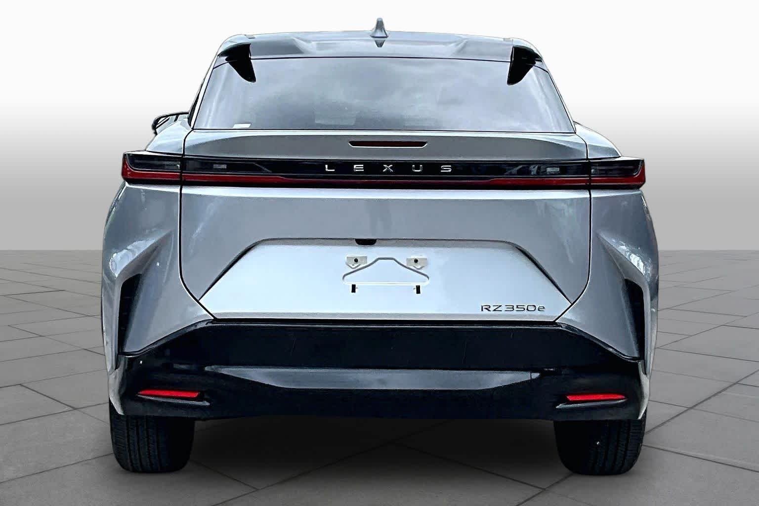 Used 2026 Iridium Lexus Premium image 4