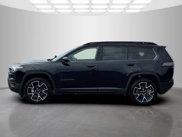 New 2026 Diamond Black Crystal Pearl-Coat Exterior Paint Jeep Overland image 4