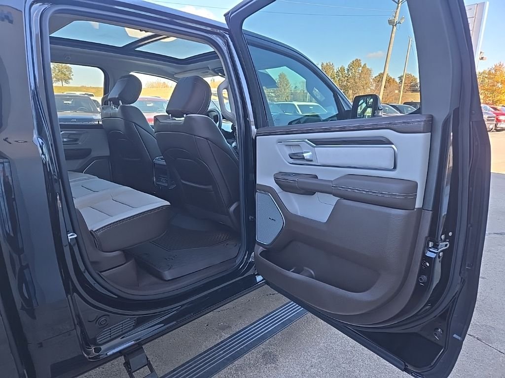 2026 RAM 1500 Laramie - Photo 96