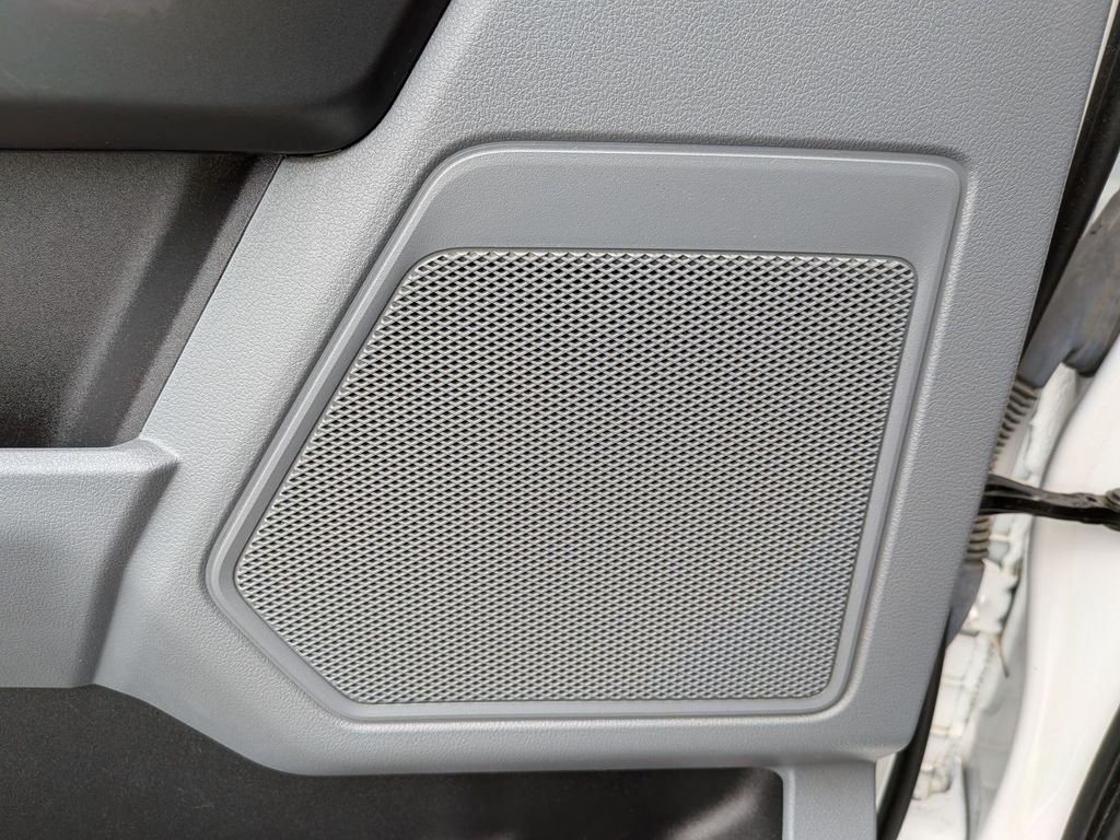 Used 2022 White Ford XL image 24