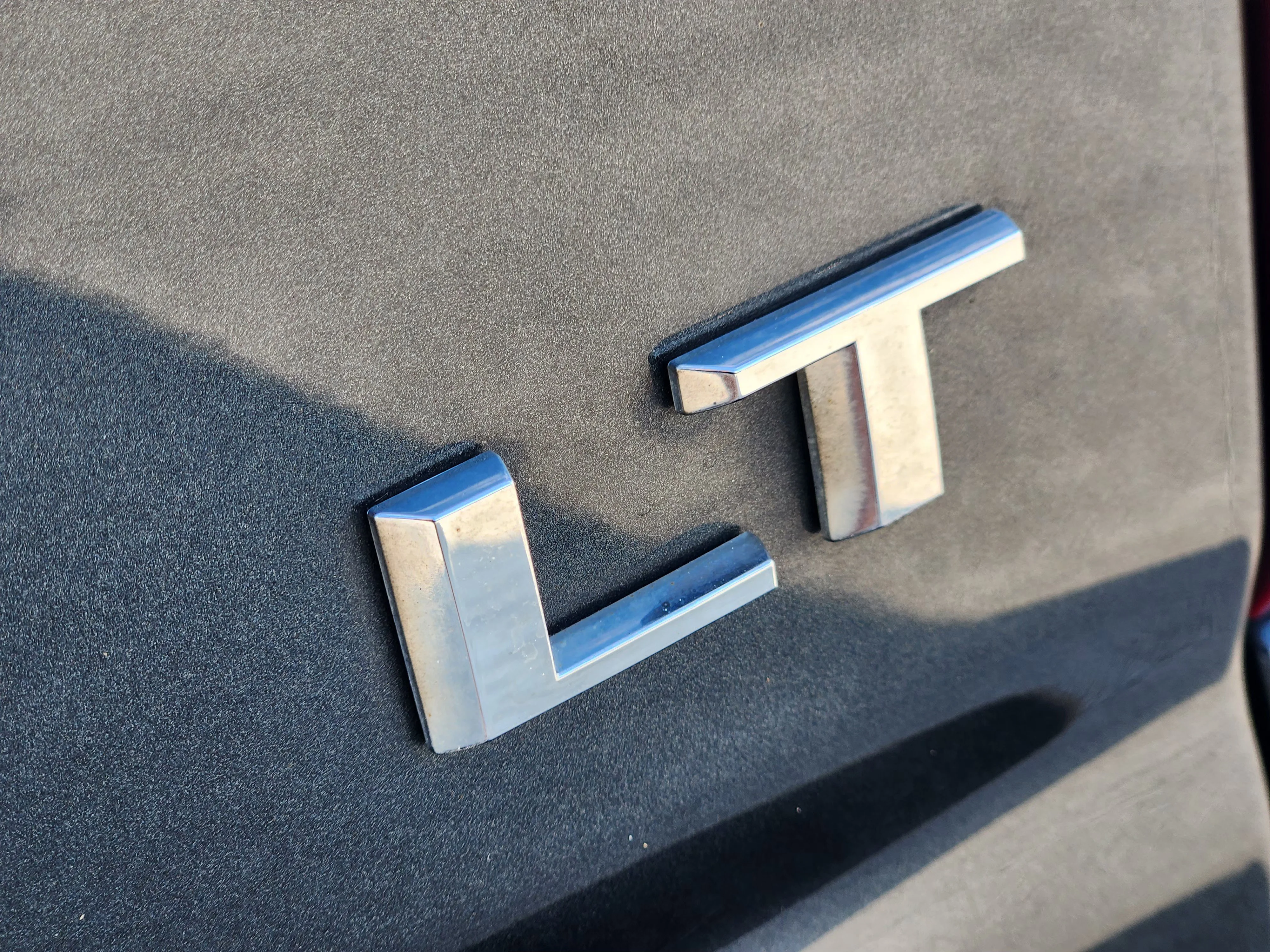Used 2020 Shadow Gray Metallic Chevrolet LT Texas Edition image 13