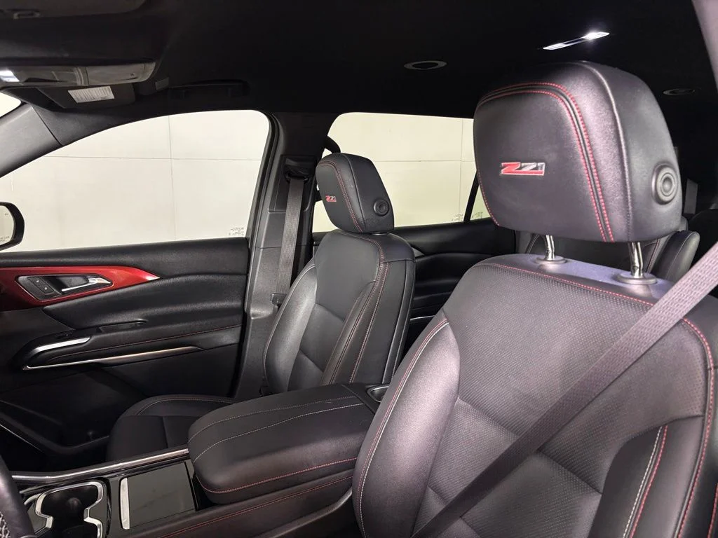Used 2024 Gray Chevrolet Z71 image 20