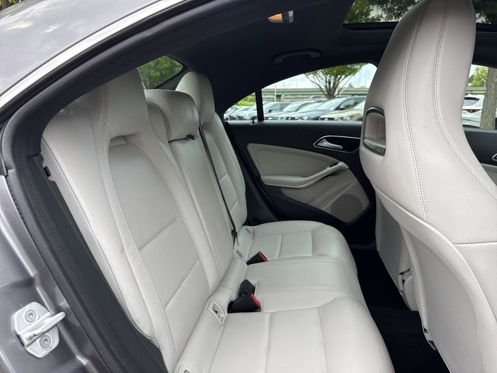 Used 2014 Mountain Gray Metallic Mercedes-Benz CLA 250 image 29
